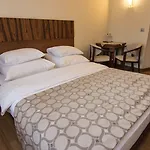 Ostaniec Hotel 3*