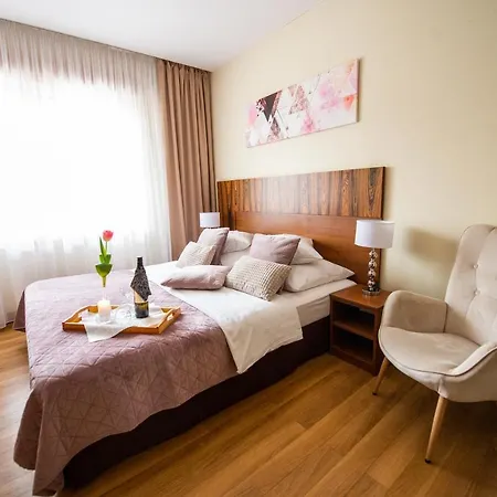 Ostaniec Hotel 3*