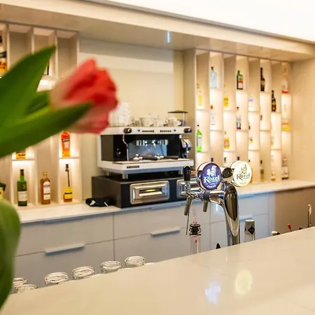 Ostaniec Hotel 3*