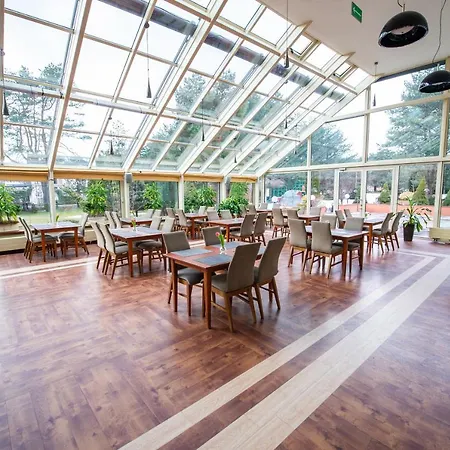 Ostaniec Hotel 3*