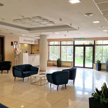 Hotel Ostaniec 3*