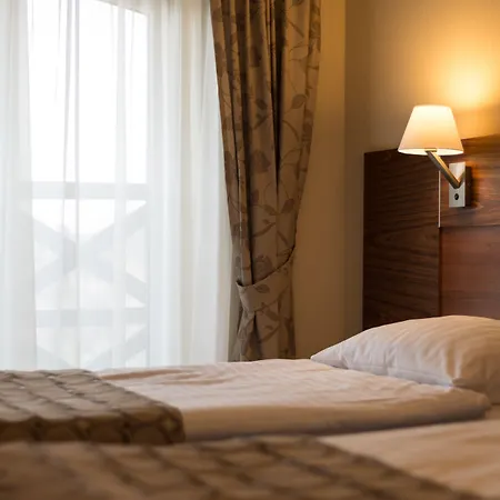 Hotel Ostaniec