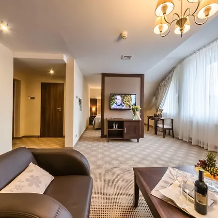 Hotel Ostaniec