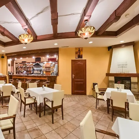 Hotel Ostaniec
